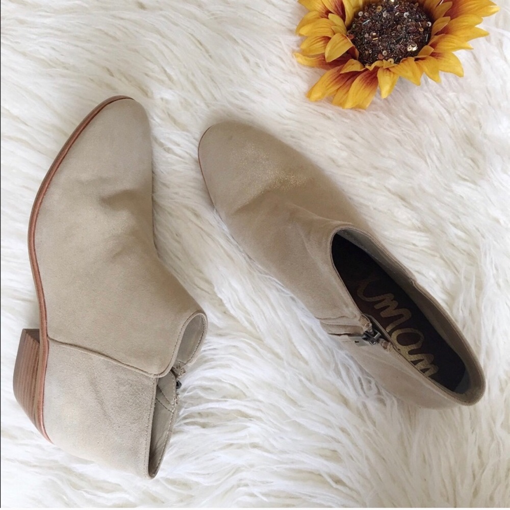 SAM EDELMAN LIGHT GOLD ANKLE BOOTIES 9.5